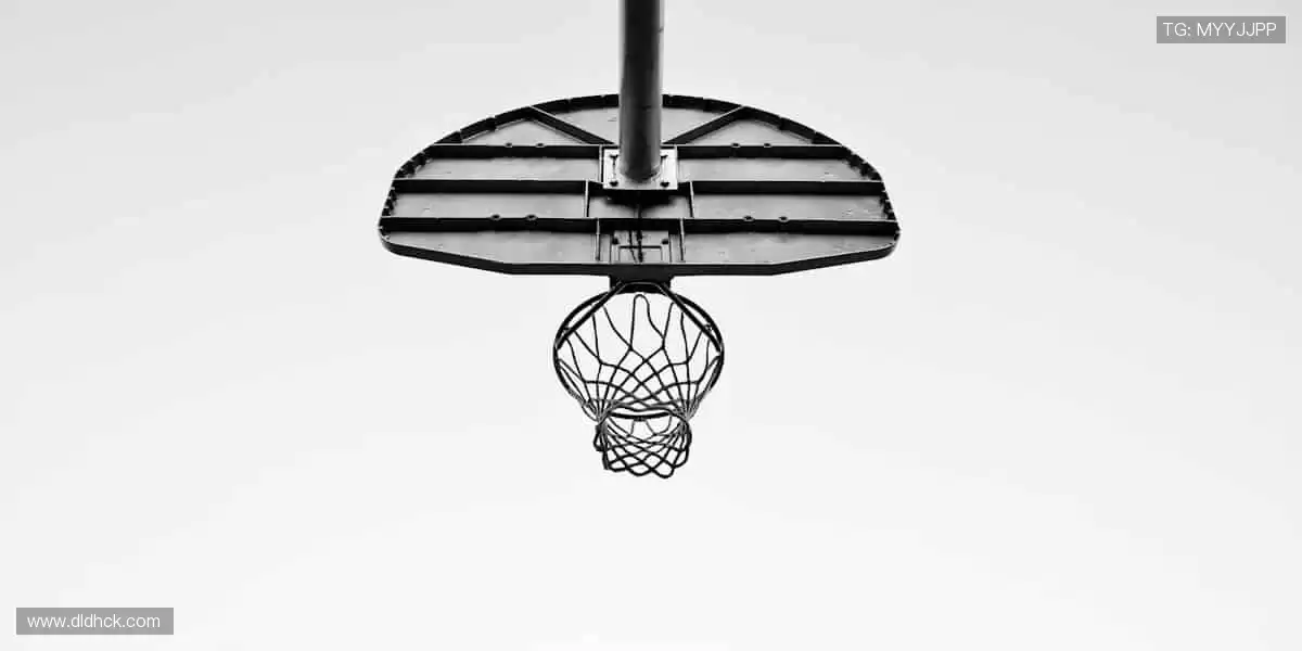 指尖掌控赛场,弹幕点燃激情!🎥